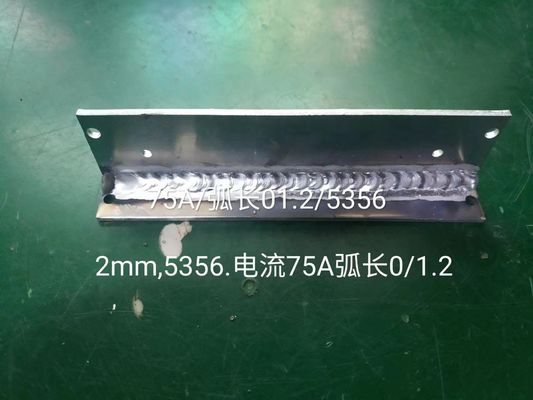 MIG 溶接機 MIG 200DP 200A 炭素鋼とアルミニウム合金 50/60HZ IP21S