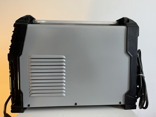 605*305*425mm MIG250 Pro 3イン1 IGBT MIG ステンレス鋼の溶接機 インバーター 250Amp